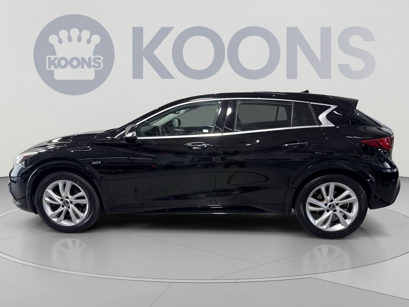 Used 2018 INFINITI QX30 FWD image 7