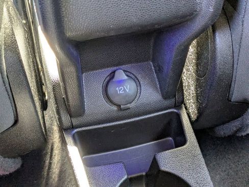 Used 2015 Ford Fiesta SE image 15