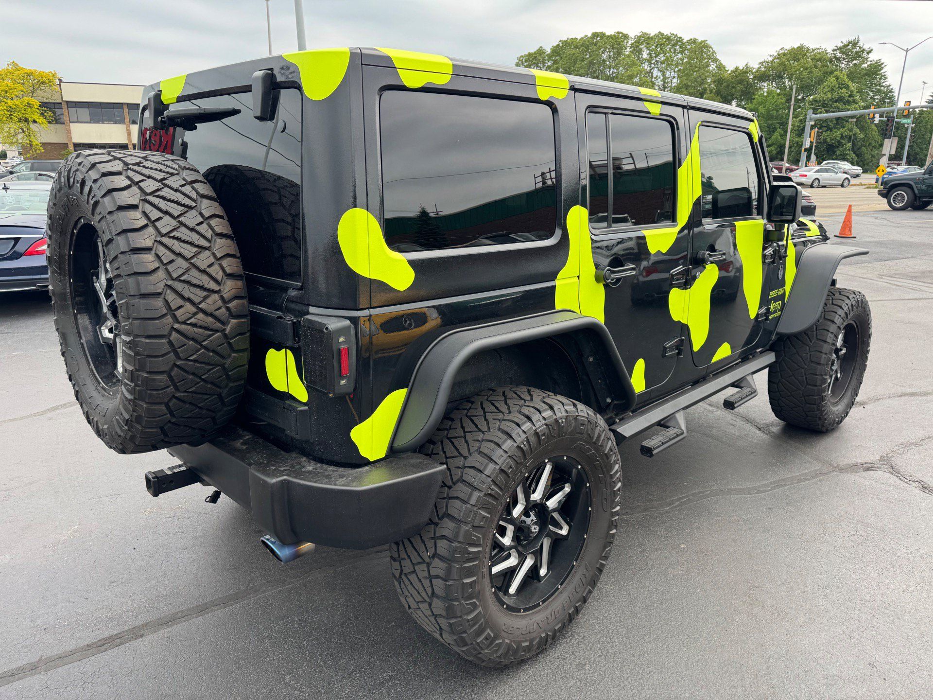 Used 2015 Jeep Wrangler Unlimited Sport w/ Quick Order Package 24S AWD/4WD image 11