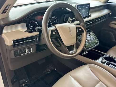 Used 2021 Lincoln Corsair FWD image 9