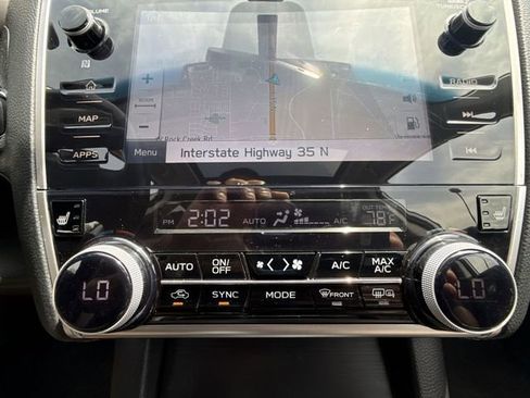 Used 2019 Subaru Outback 3.6R Touring AWD/4WD image 19