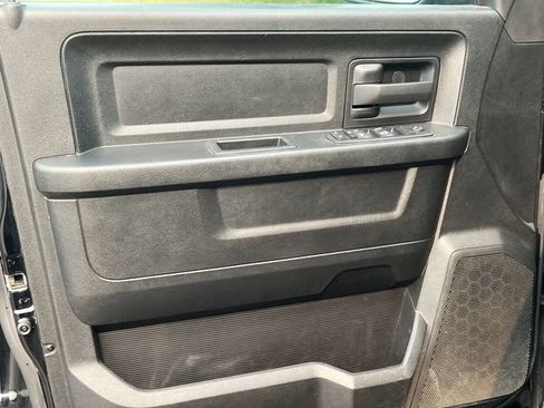 Used 2014 RAM 1500 Express AWD/4WD image 16