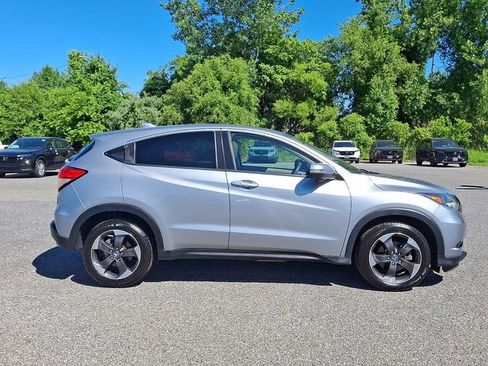 Used 2018 Honda HR-V EX image 7