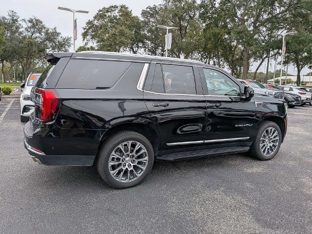 Used 2025 GMC Yukon Denali AWD/4WD image 4