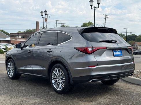 Used 2022 Acura MDX w/ Advance Package AWD/4WD image 3