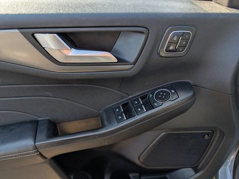 Used 2023 Ford Escape Active w/ Tech Pack #2 AWD/4WD image 33