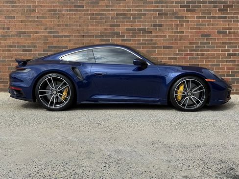 Used 2022 Porsche 911 Turbo S image 8