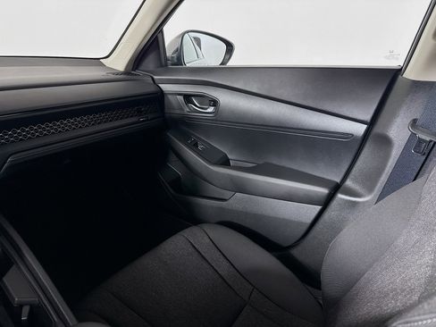 Certified 2025 Honda Accord LX image 25