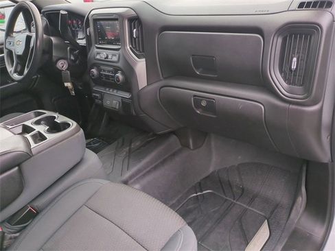 Used 2019 Chevrolet Silverado 1500 Custom w/ Custom Value Package image 27