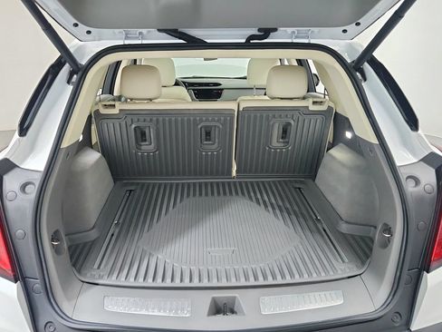 Certified 2024 Cadillac XT5 Premium Luxury w/ LPO, Floor Liner Package AWD/4WD image 26