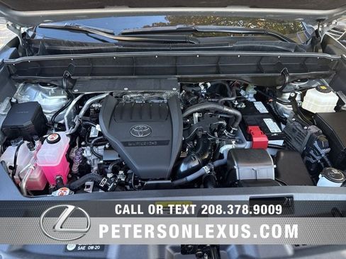 Used 2023 Toyota Highlander Platinum image 9