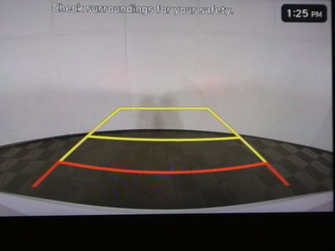 Used 2025 Hyundai Elantra Blue image 38