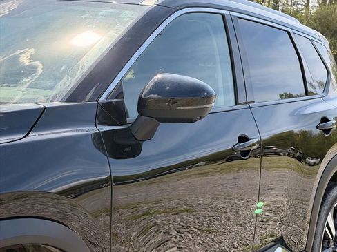 Used 2023 Nissan Rogue SL w/ SL Premium Package image 6