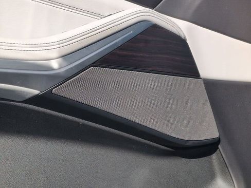 Used 2024 BMW X5 xDrive50e w/ Premium Package image 23