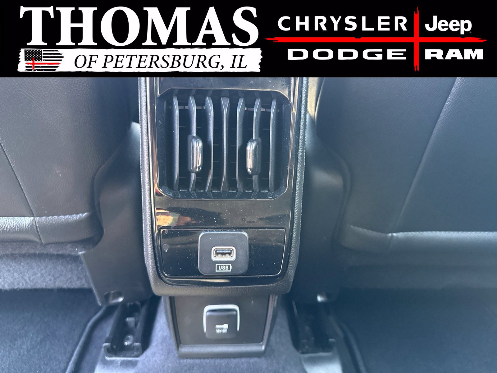 Used 2025 Jeep Compass Limited w/ Sun & Sound Group AWD/4WD image 24
