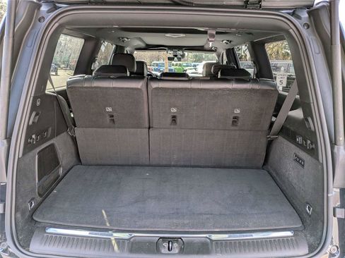 Used 2024 Jeep Grand Wagoneer Series I w/ Convenience Group III image 15