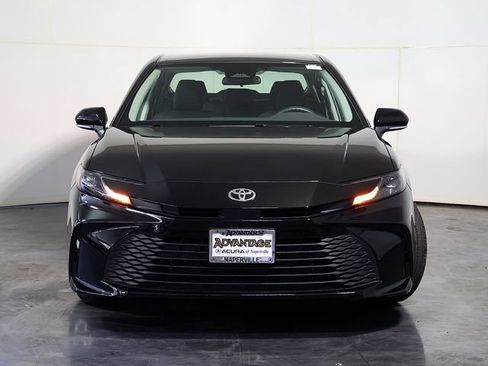 Used 2026 Toyota Camry LE FWD image 8