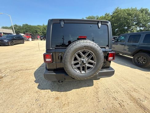 New 2026 Jeep Wrangler Unlimited Sport AWD/4WD image 4