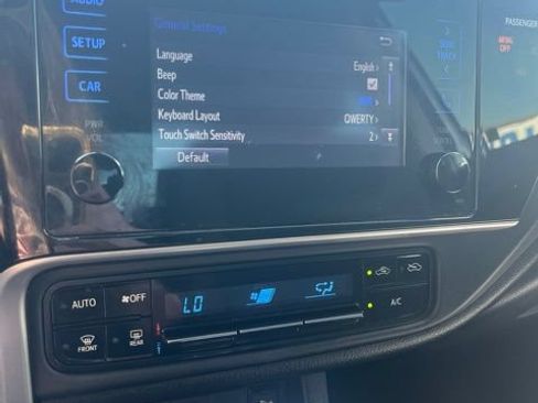 Used 2017 Toyota Corolla LE w/ Protection Package FWD image 47