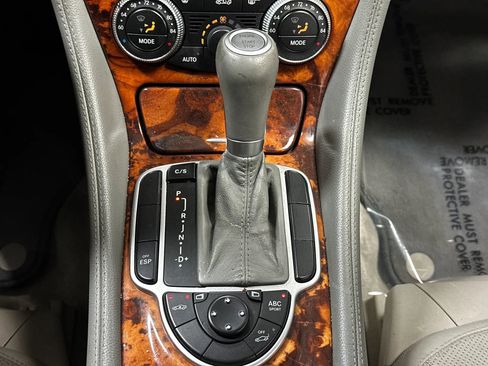 Used 2007 Mercedes-Benz SL 550 image 30