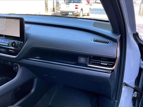 Used 2026 Toyota Grand Highlander Hybrid MAX Platinum image 19