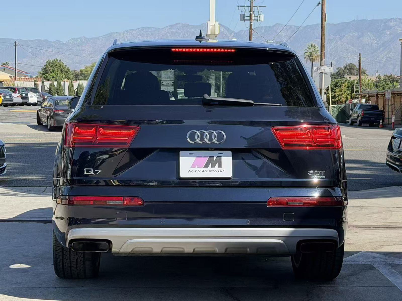 Used 2017 Audi Q7 3.0T Prestige AWD/4WD image 6