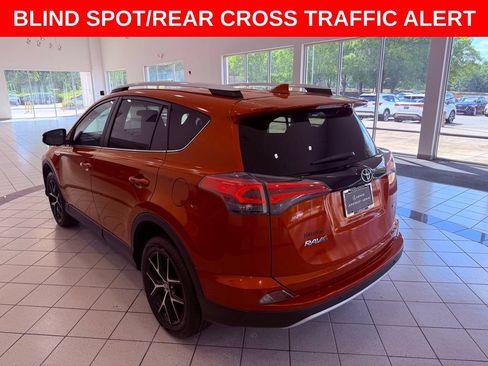 Used 2016 Toyota RAV4 SE FWD image 5