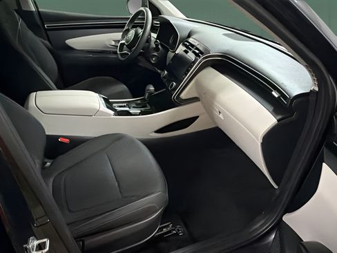 Used 2022 Hyundai Tucson SE AWD/4WD image 15