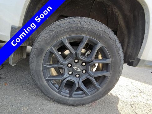 Used 2024 Chevrolet Colorado LT w/ LT Convenience Package image 12