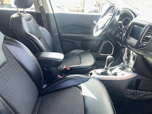 Certified 2019 Jeep Compass Latitude w/ Popular Equipment Group image 16