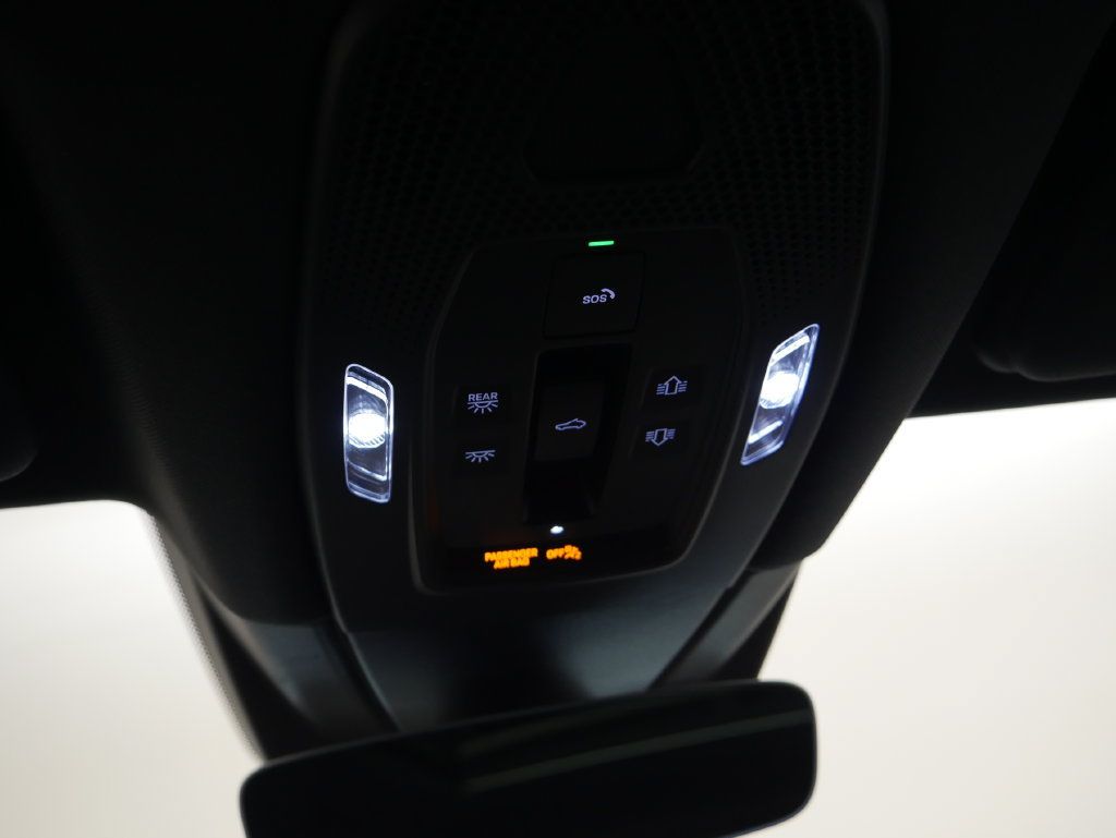 Certified 2026 Porsche Cayenne AWD/4WD image 52