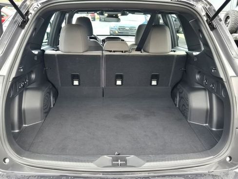 Used 2025 Subaru Forester image 19