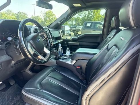 Used 2018 Ford F150 Platinum w/ Equipment Group 701A Luxury AWD/4WD image 32