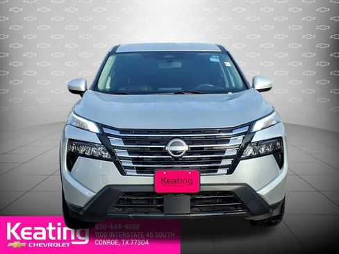 Used 2024 Nissan Rogue SV FWD image 10