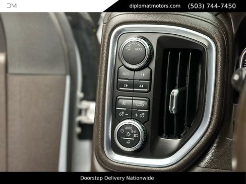 Used 2020 GMC Sierra 3500 Denali w/ Denali Ultimate Package image 36