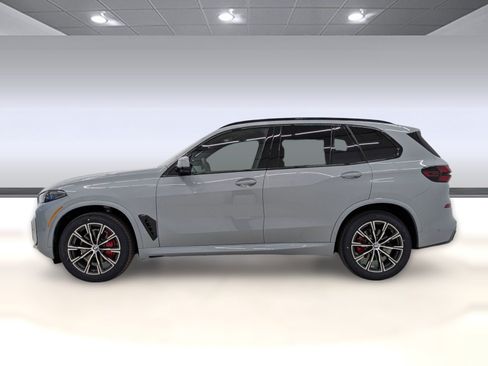 New 2026 BMW X5 xDrive40i w/ M Sport Package AWD/4WD image 2