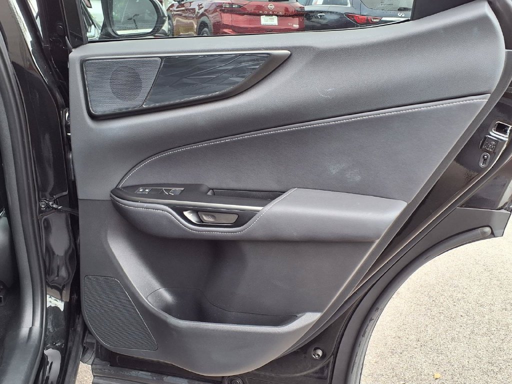 Used 2025 Lexus NX 250 FWD w/ Cold Area Package image 16