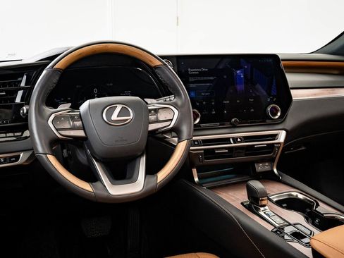 Certified 2025 Lexus RX 350 w/ Convenience Package image 4