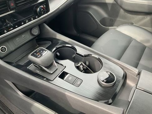 Certified 2023 Nissan Rogue SV w/ SV Premium Package image 27