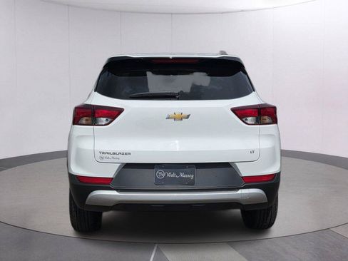 Used 2025 Chevrolet TrailBlazer LT FWD image 6