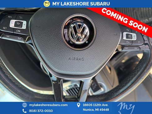 Used 2017 Volkswagen Passat 1.8T SE FWD image 11