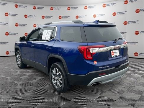 Used 2023 GMC Acadia SLT image 3