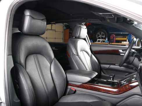 Used 2013 Audi A8 L 4.0T w/ Comfort Pkg image 40