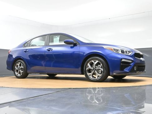 Used 2020 Kia Forte LXS FWD image 42