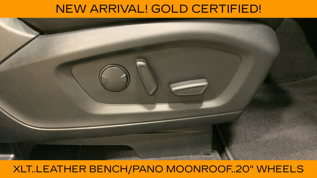 Used 2023 Ford Explorer XLT w/ Equipment Group 202A AWD/4WD image 12