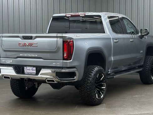 Used 2026 GMC Sierra 1500 SLT AWD/4WD image 5