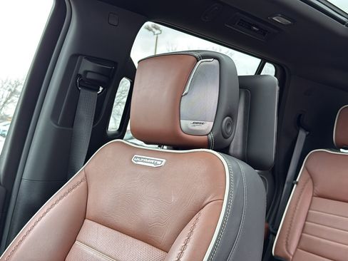 Used 2023 GMC Yukon Denali Ultimate image 23