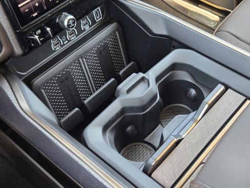 New 2026 RAM 2500 Limited AWD/4WD image 18