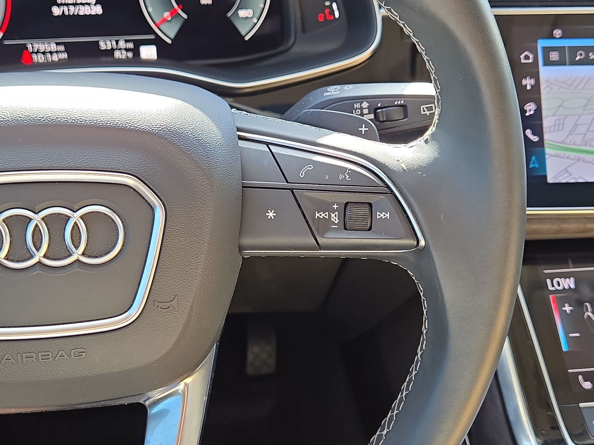 Used 2025 Audi Q8 Premium Plus w/ Premium Plus Package AWD/4WD image 21