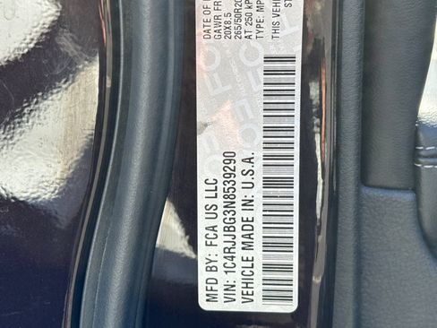 Used 2022 Jeep Grand Cherokee L Limited RWD image 53